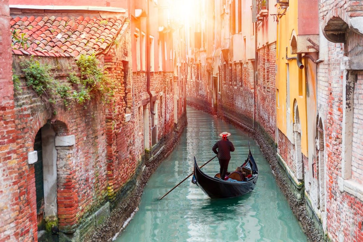 ESPRESSO İTALYA KIŞ (FCO-VCE) 2025