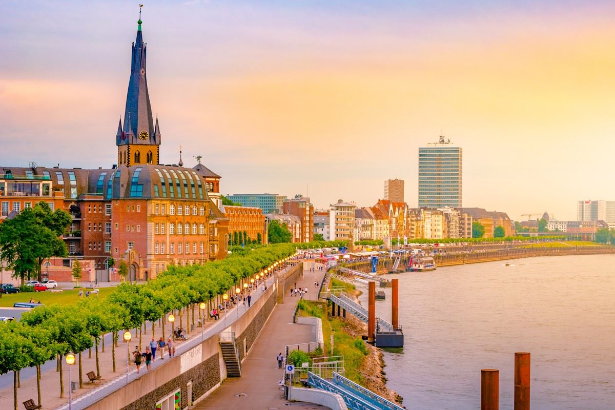 EXPRESS BENELUX & PARİS 2025 (AMS-ORY)