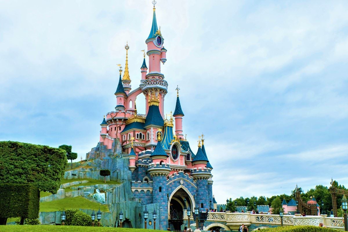 Paris & Disneyland Turu - Pegasus HY ile 4 Gece 