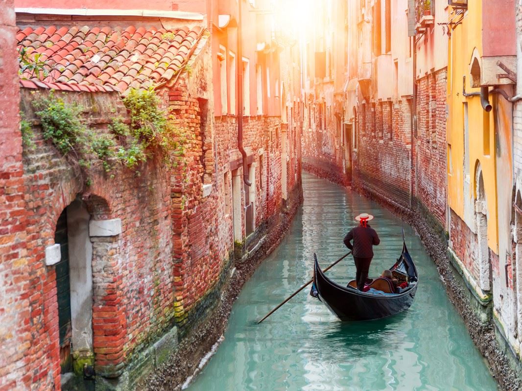 ESPRESSO İTALYA KIŞ (FCO-VCE) 2025